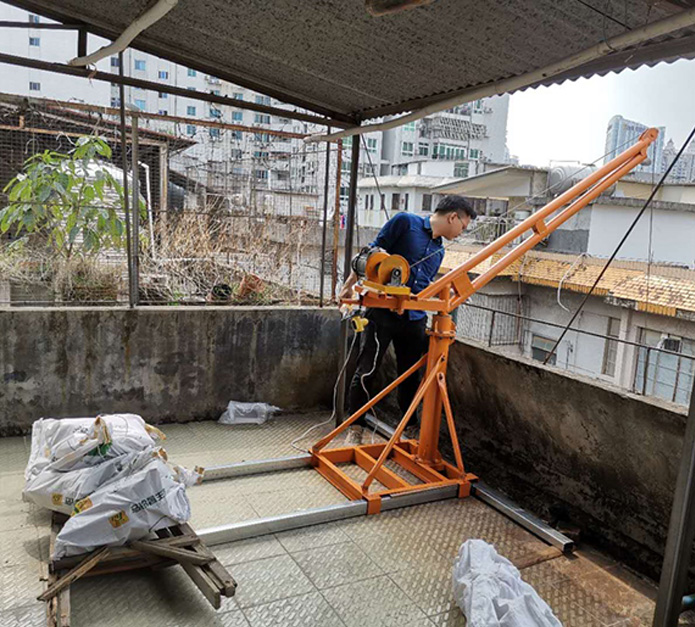 室外小吊機，樓房吊運機，樓頂吊運機