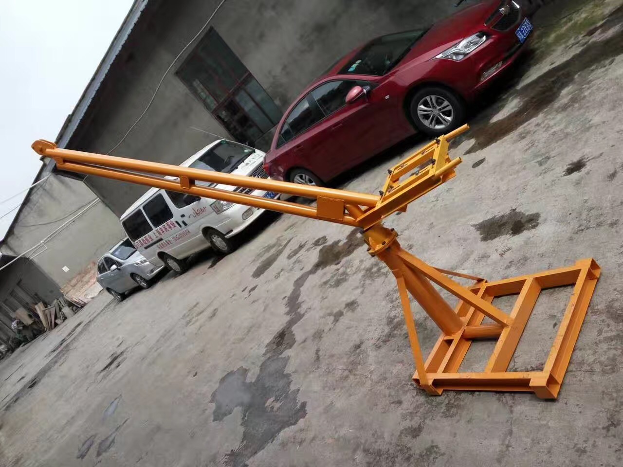 吊運機