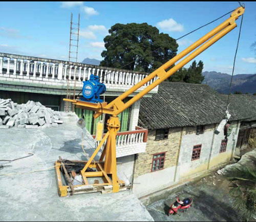 小吊機